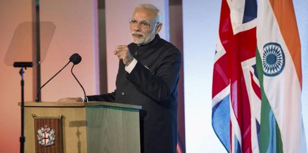 Standard Chartered and UK Government announce new “Financial Services Leadership Programme” during PM Modi’s visit to the UK